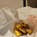 오늘부터 판매되는 롯데리아 신메뉴 &#39;쥐포튀김&#39; 실물 이미지