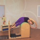 Pilates Barrel - Abdominal Strength in Side Bending 이미지