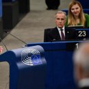 Interdiction des réseaux sociaux : Ursula von der Leyen annonce une limitat 이미지