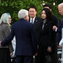 한미 정상 부부, 한국전 기념비 참배…백악관 관저서 친교 시간 [뉴시스Pic] 이미지