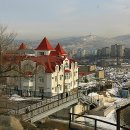 언덕위의 하얀집 이미지