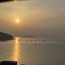 해뜨는 바다풍경 모텔 이미지