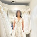 메이메디 | 메이스튜디오 촬영 가봉 :: 흰색 풍성 드레스 추가금 정보 (비즈, 레이스, 꽃장식, 탑, V넥)
