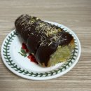 바이웨이 청량리점 | 청량리 딸기 케이크, 청량리 카페 맛집 디저트 두바이 초코소라빵이 있는 - 바이웨이 베이커스