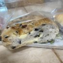 🥐🍞나만 알고싶은 시흥 진짜 빵맛집 : 일공 베이커리 : 소금빵 올리브치아바타 슈크림빵