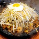 속초에서 맛보는 별미: 코다리냉면과 돌판짜장의 매력