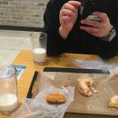 크리스피크림 김해봉황점 이미지