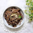 삶은 고사리나물볶음 만드는 법 제사 고사리나물 볶음 이미지