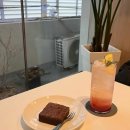 비커피(BEE COFFEE) 로고