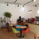 카페쉼표 이미지