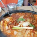돌평양식 김치찌개 이미지