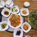 황금우렁쌈밥 이미지