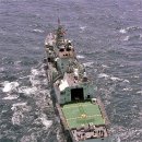 Foal Eagle 훈련위해 부산항에 입항한 캐나다해군 프리깃 HMCS Winnipeg 이미지