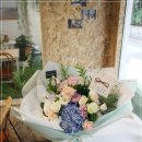 프로포즈부터 남자친구 생일까지, 은은한 민트 꽃다발 선물 추천 이미지