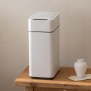 디자인디룸 | [리뷰] 육아 필수템! 기저귀 냄새 차단해주는 ‘디룸 스마트 자동 센서 쓰레기통’ 20L 한 달 사용 후기