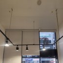 책향기로(1) | 내창엔 커튼블라인드 오웨이헤어샵 썬스크린 1% 롤 스크린 블라인드 설치 시공 후기 (파주 책향기로)