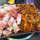 매콤쭈꾸미 대패삼겹 이미지