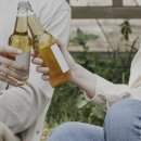 숲속의 계곡 이미지