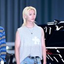 미소머금고 이미지