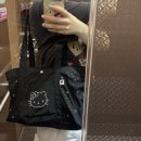 레이브짐 | 29센치 할인 레이브x헬로키티 숄더백 착용샷 솔직후기