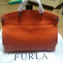 훌라 사피아노 파이퍼 가방-오렌지색-26만원에 판매-택가448불 furla large satchel 이미지