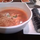 김밥에 라면 이미지