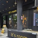 울산신정현수막 | 울산 대관 장소] 신정동 잇츠룸 갤러리 카페 내돈내산 후기! 단체 대관, 공연, 스터디 가능한 문화공간 ☕🎨