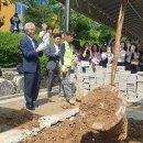 20년의 시간여행… 인천 선학초교 타임캡슐 열렸다 [밀착취재] 이미지