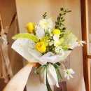 스마트스토어 개업과 라방 운영 프로젝트 | [언주 선릉 꽃배달집] 노랑꽃과 코스모스로 새로운 시작과 응원을 담은 꽃다발