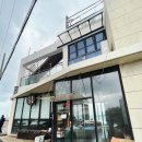 쉼표 | 제주 협재 해수욕장 근처 카페 쉼표 후기｜바다 뷰 좋은 감성 카페