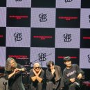 YB농장 | 제목: 30년의 세월, 맛있게 나이 든 YB와 함께한 뜨거운 밤