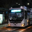 버스정류소_홍대입구역 이미지