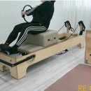 코어강화 필라테스 이미지