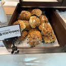 세븐일레븐송도테라스점 | [송도 카페] 올리브가 미친듯 들어간 베이커리율교P3120 올리브 치아바타 내돈내산 후기