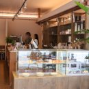 윗반송역 1번출구 앞 이미지