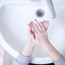 손톱美때