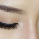 비비드 속눈썹 이미지