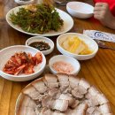 장비빔국수와 굴국밥 보쌈 이미지