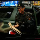 평화의 발 이미지