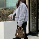사뿐 롱부츠와 메리수 양털무스탕으로 코디한 주말 데일리룩!