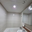 숲속의하얀집 이미지