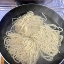 보람농산 - 거제시 옥포로19길 2 | 집에서 우동 맛집 찍었어요! 심플러스 어묵 & 칠갑농산 면발장인 우동 후기 (쫄깃함이 미쳤음)