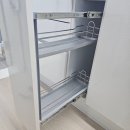 용산-현장-1384 | 녹슬고 고장난 양념장 선반 레일 교체