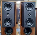 KEF 레퍼런스 모델 104/2 스피커 이미지