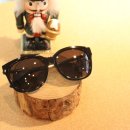 안경인터러뱅 이미지