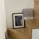 넓은 다락방 이미지