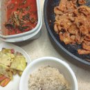 욕쟁이 할매닭발 이미지