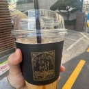 눙크 | 예술의 전당 근처, 반려동물과 함께하는 힐링 카페 ‘히크 엣 눙크(Hic et Nunc)