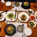 무진장쌈밥 | 마포구 한정식 색동저고리 가족모임 식당