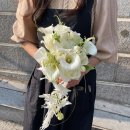 서초대로 224 | 우아한 화이트톤 웨딩촬영 부케&amp;센터피스 / 메이스튜디오 배경위주스튜디오 플라워디렉팅